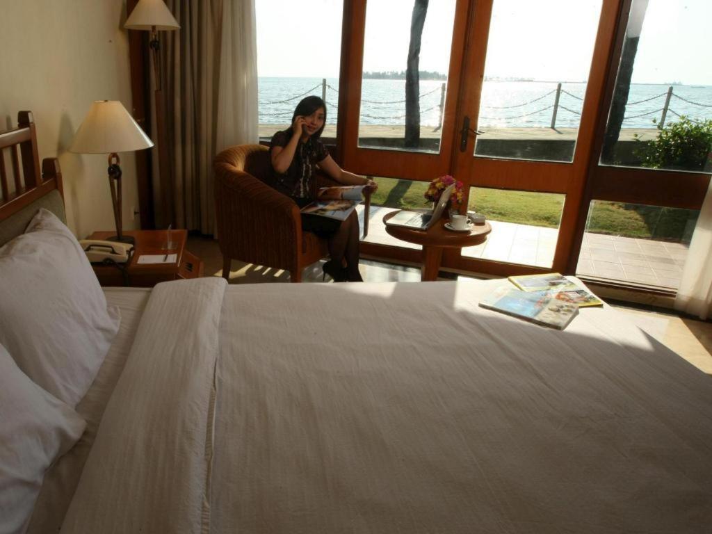 Makassar Golden Hotel Екстер'єр фото